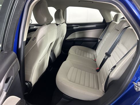 Used 2018 Ford Fusion S FWD image 21