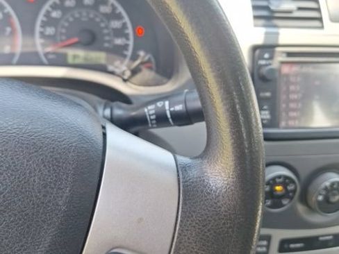 Used 2013 Toyota Corolla LE FWD image 13