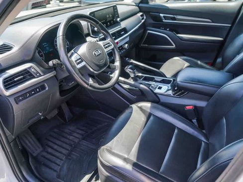 Used 2021 Kia Telluride S AWD/4WD image 14