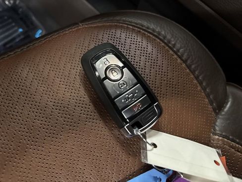 Used 2024 Ford F250 King Ranch image 32