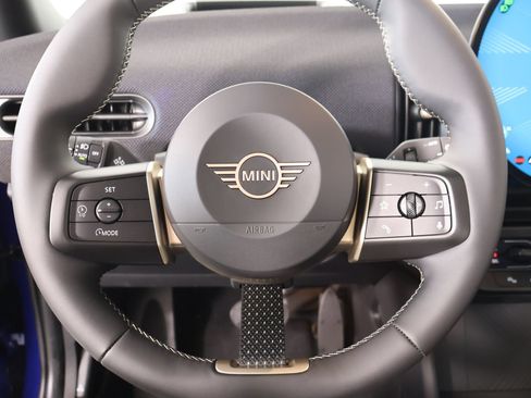 New 2026 MINI Cooper 2-Door Hardtop FWD image 3