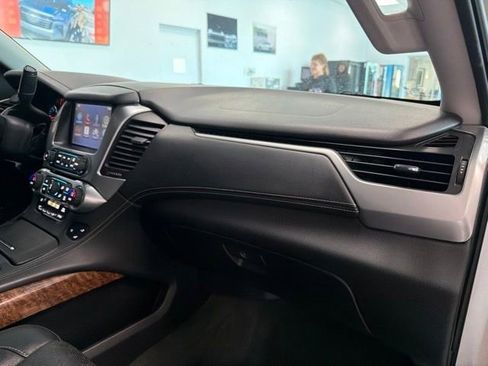 Used 2015 Chevrolet Tahoe LTZ RWD image 27