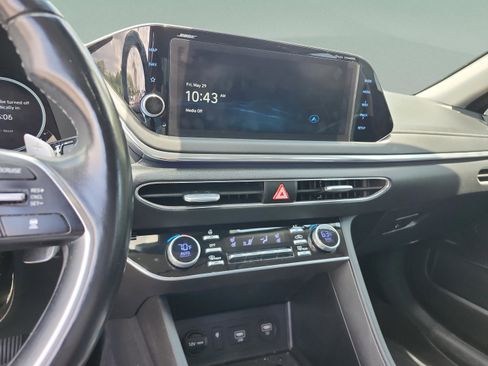 Used 2021 Hyundai Sonata Limited FWD image 11