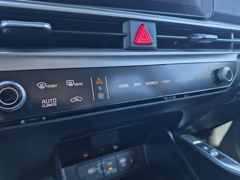 New 2026 Kia Sorento S AWD/4WD image 23