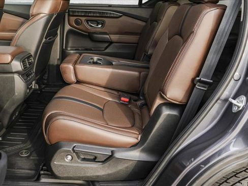 Used 2023 Honda Pilot Elite image 25