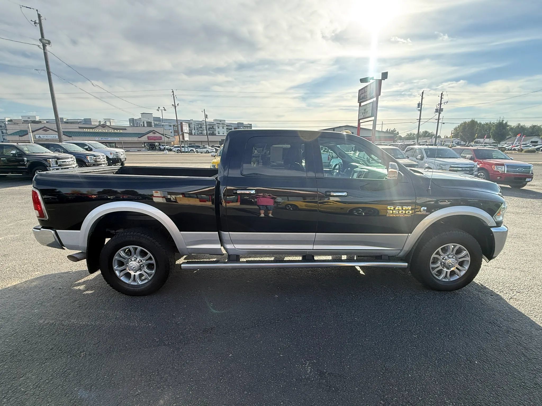 Used 2014 RAM 3500 Laramie AWD/4WD image 6