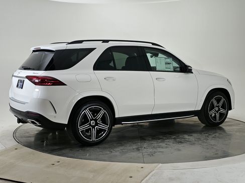 New 2026 Mercedes-Benz GLE 350 4MATIC image 3