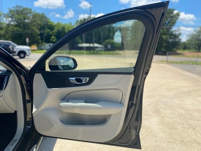 Used 2024 Volvo S60 B5 Core AWD/4WD image 13