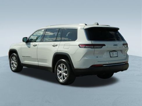 Used 2022 Jeep Grand Cherokee L Limited AWD/4WD image 8