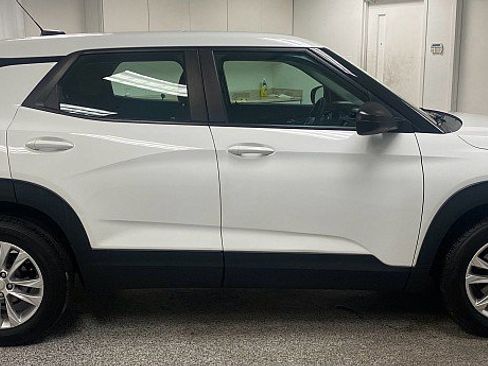 Used 2021 Chevrolet TrailBlazer LS image 4