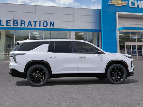 New 2026 Chevrolet Traverse RS image 5