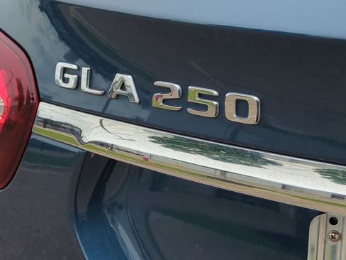 Used 2019 Mercedes-Benz GLA 250 4MATIC image 12