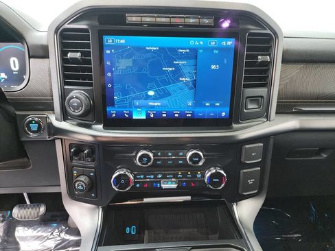 Used 2022 Ford F150 Platinum w/ Equipment Group 701A High AWD/4WD image 18