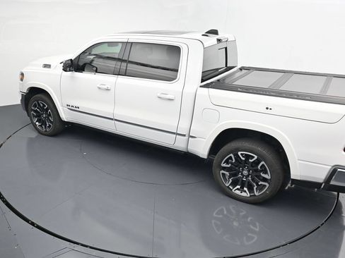 Used 2025 RAM 1500 Limited AWD/4WD image 13