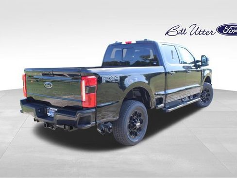 New 2026 Ford F250 XLT w/ XLT Premium Package AWD/4WD image 3
