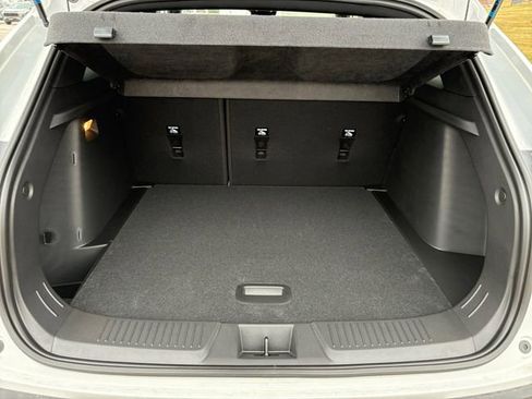 New 2026 Chevrolet Trax RS w/ Sunroof Package image 16