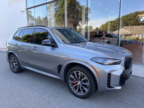Certified 2026 BMW X5 M60i AWD/4WD image 2