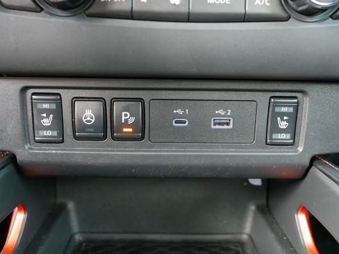 Certified 2024 Nissan Frontier PRO-4X w/ Pro Premium Package AWD/4WD image 32