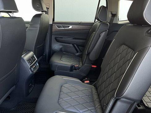 New 2026 Volkswagen Atlas SEL Premium R-Line image 28