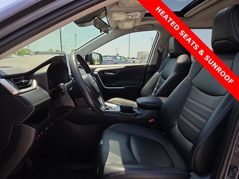 Used 2024 Toyota RAV4 XLE Premium w/ Weather Package AWD/4WD image 15