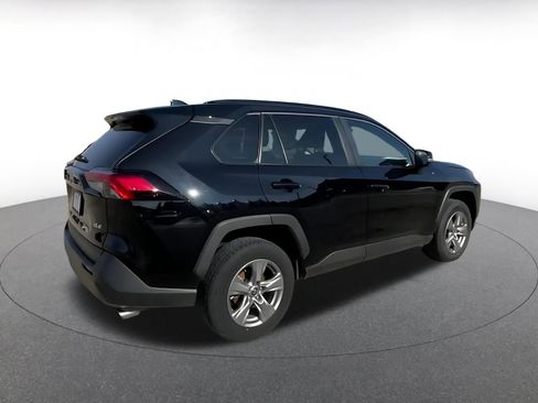 Used 2025 Toyota RAV4 XLE image 15