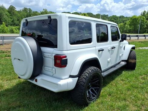 Used 2024 Jeep Wrangler Unlimited Sahara w/ Technology Group AWD/4WD image 29