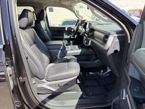 Used 2024 Ford Expedition XLT AWD/4WD image 27