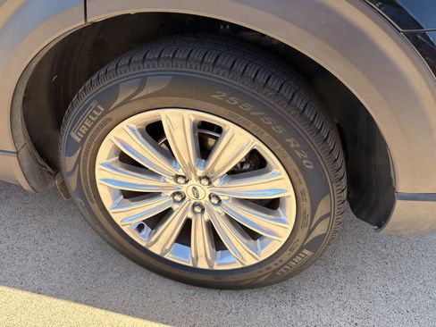 Used 2020 Ford Explorer Limited RWD image 11