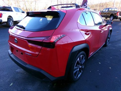 Used 2021 Lexus UX 250h w/ Premium Package image 10