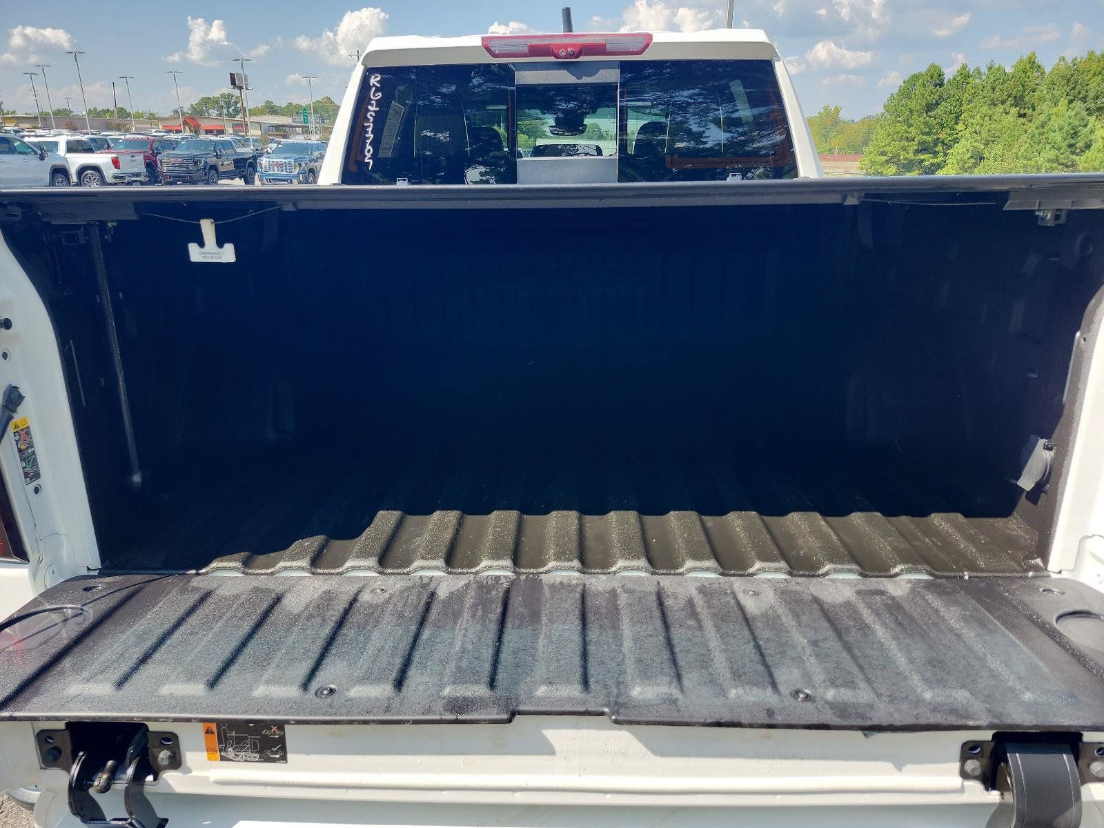 Used 2024 GMC Sierra 1500 AT4X AWD/4WD image 15