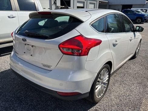 Used 2015 Ford Focus Titanium image 2