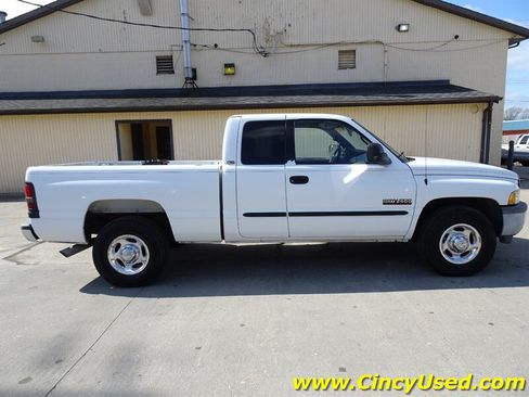 Used 2001 Dodge Ram 2500 Truck 2WD Quad Cab image 6