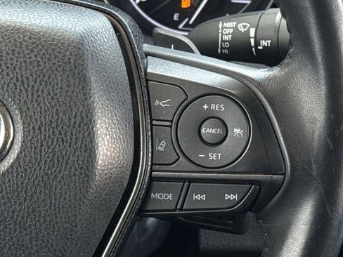 Used 2023 Toyota Camry SE image 14