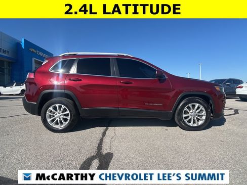 Used 2019 Jeep Cherokee Latitude w/ Popular Appearance Group image 14