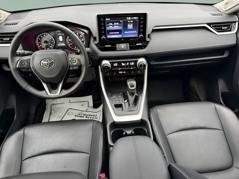 Used 2021 Toyota RAV4 XLE Premium AWD/4WD image 11