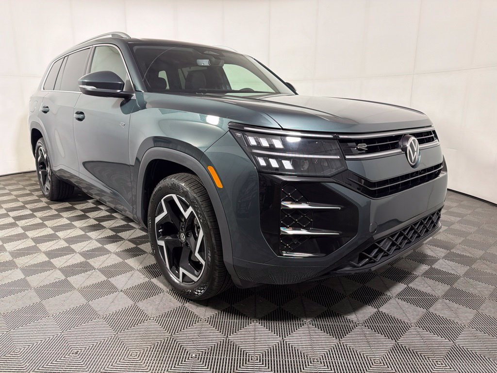 New 2027 Volkswagen Atlas SEL R-Line AWD/4WD image 2