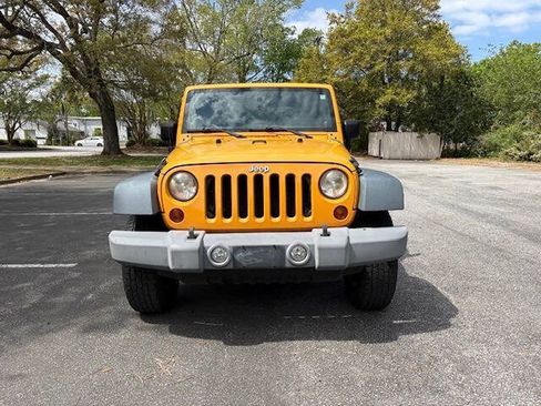 Used 2013 Jeep Wrangler Sport AWD/4WD image 9
