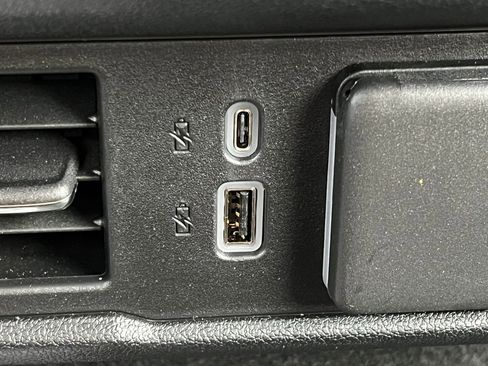 New 2025 GMC Sierra 1500 Elevation image 32