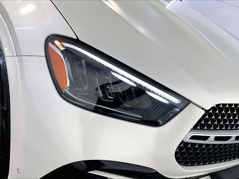 Used 2024 Mercedes-Benz GLE 450 4MATIC image 27