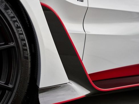 Used 2023 Aston Martin V12 Vantage image 10