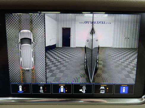 Used 2024 GMC Yukon Denali image 21