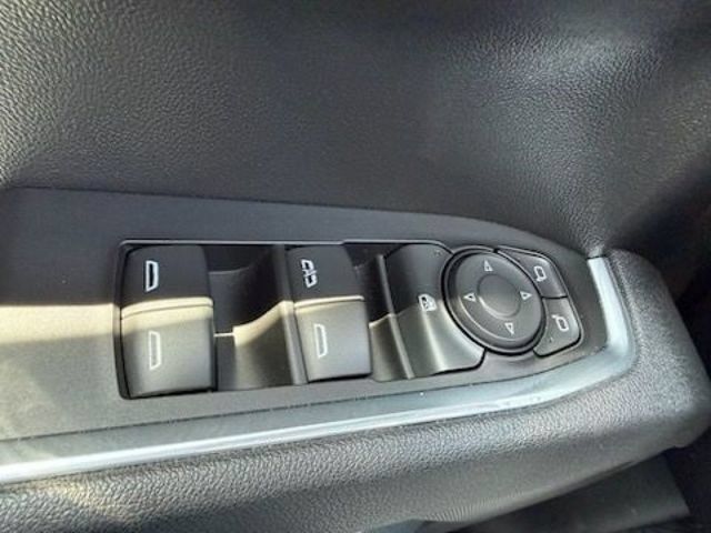 Used 2025 Chevrolet Silverado 1500 LT AWD/4WD image 38
