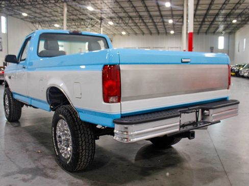 Used 1997 Ford F350 4x4 Regular Cab image 4