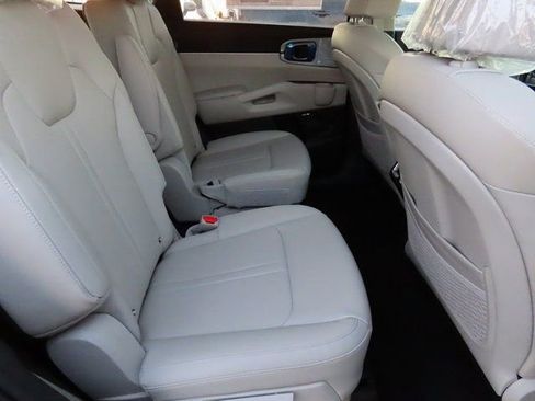 New 2026 Kia Sorento X-Line EX AWD/4WD image 13
