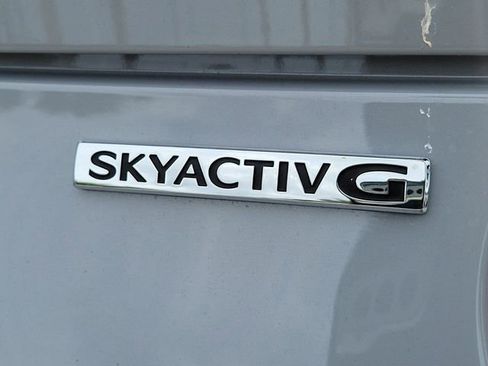 Certified 2025 MAZDA MX-5 Miata Club RWD image 6