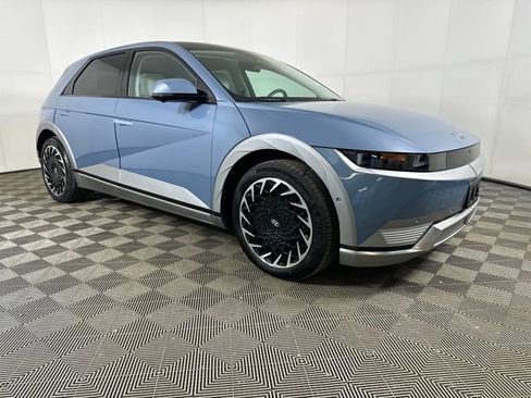Used 2024 Hyundai Ioniq 5 Limited image 2