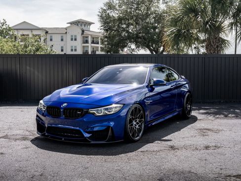 Used 2020 BMW M4 Coupe w/ Competition Package RWD image 8