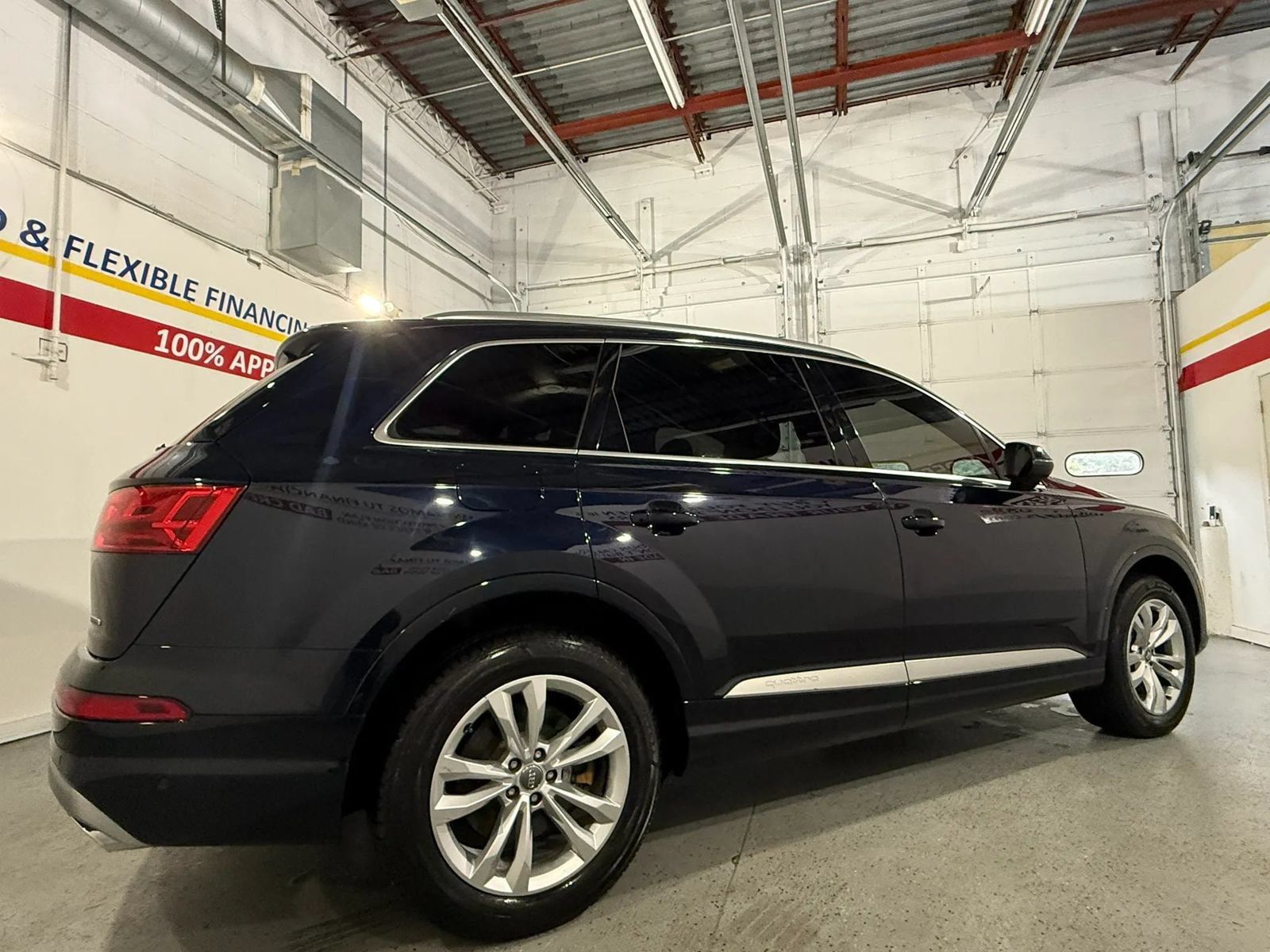 Used 2017 Audi Q7 2.0T Premium Plus w/ Premium Plus Package AWD/4WD image 6