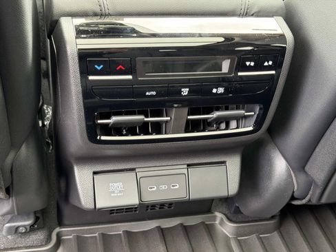 New 2026 Acura MDX SH-AWD image 14