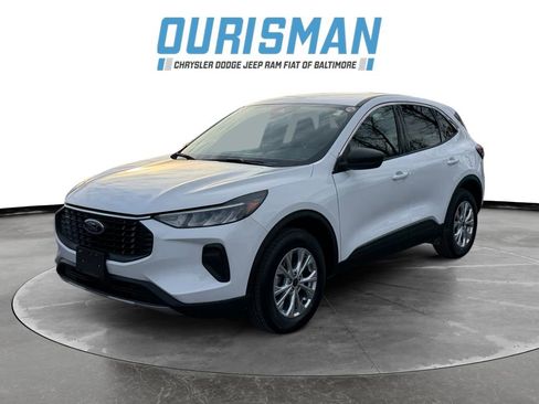 Used 2024 Ford Escape Active image 2